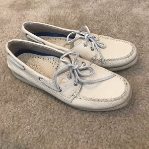 Sperry leather boat shoes